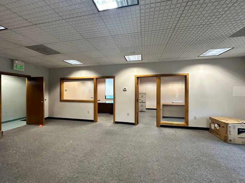 More Photos Of 6840 Erie Rd, Derby Bank For Lease