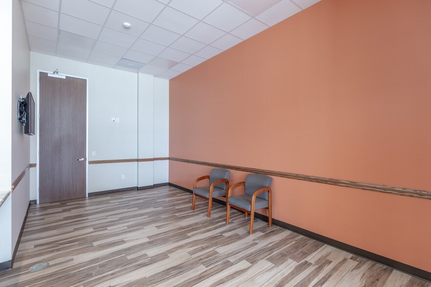 More Photos Of 16422 Stuebner Airline Rd, Spring Medical For Lease