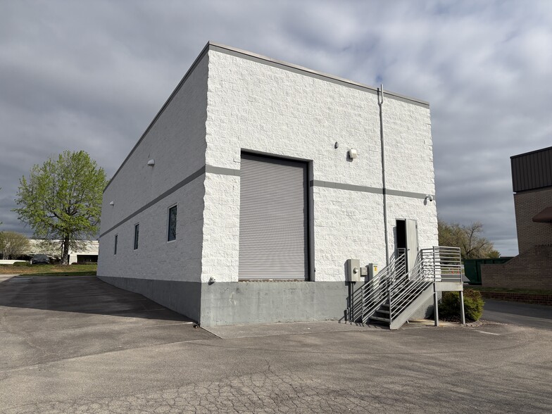 More Photos Of 6506 Baum Dr, Knoxville Office For Sale