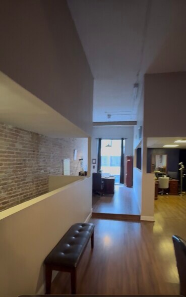 More Photos Of 312 Main St, Houston Restaurant For Lease