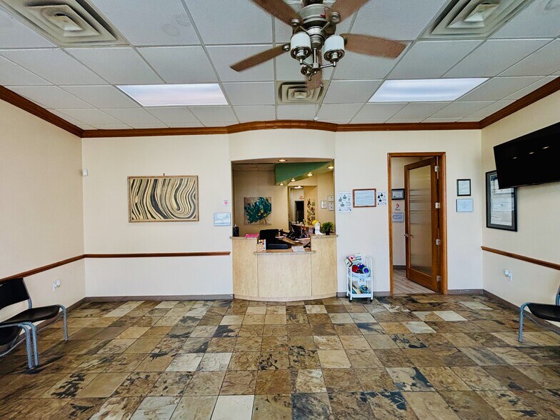More Photos Of 7601 W Sam Houston S, Houston Unknown For Lease
