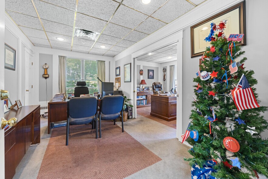 More Photos Of 118 S Bellevue Ave, Langhorne Office For Sale