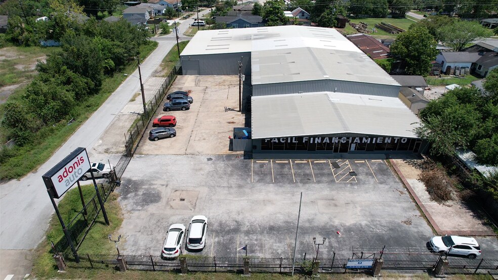 Primary Photo Of 10016 N US 59 Hwy, Houston Manufacturing For Sale