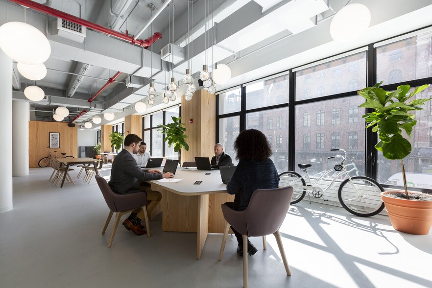 More Photos Of 413-435 W 14th St, New York Coworking Space