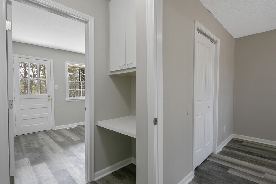 More Photos Of 817 Ridge Rd, Fayetteville Apartments For Sale