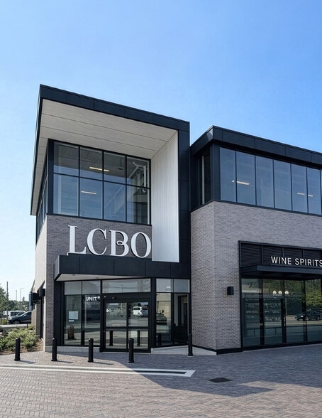 More Photos Of 175 Lakeshore Rd W, Mississauga Unknown For Lease