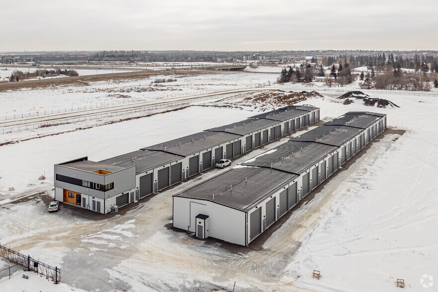 More Photos Of 27201 Township Road 532A, Parkland County Self Storage For Sale