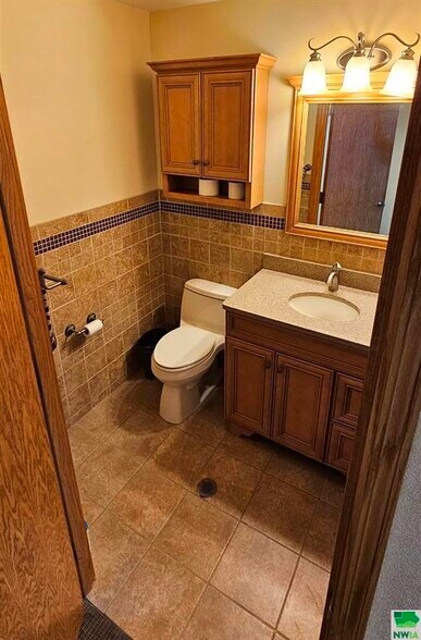 More Photos Of 700 Jackson St, Sioux City Medical For Sale