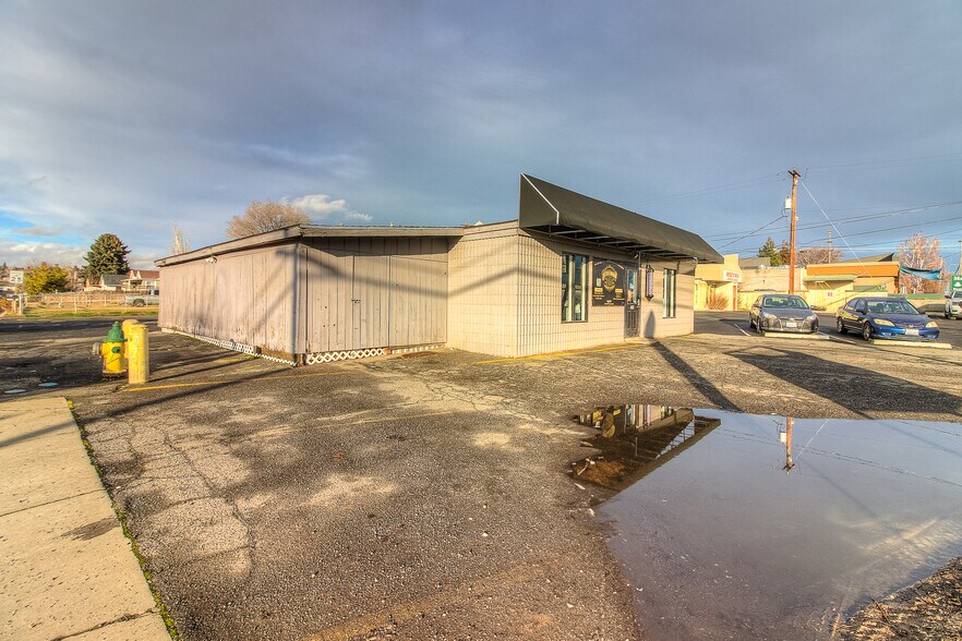More Photos Of 4813 Tieton Dr, Yakima Storefront Retail Office For Sale