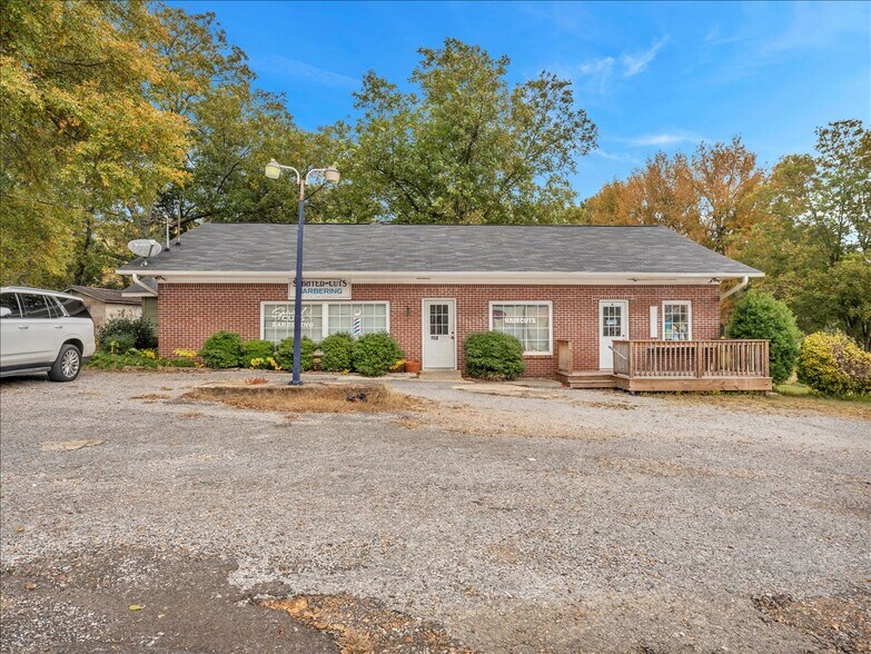 More Photos Of 1209 Ford Chapel Rd, Harvest General Retail For Sale