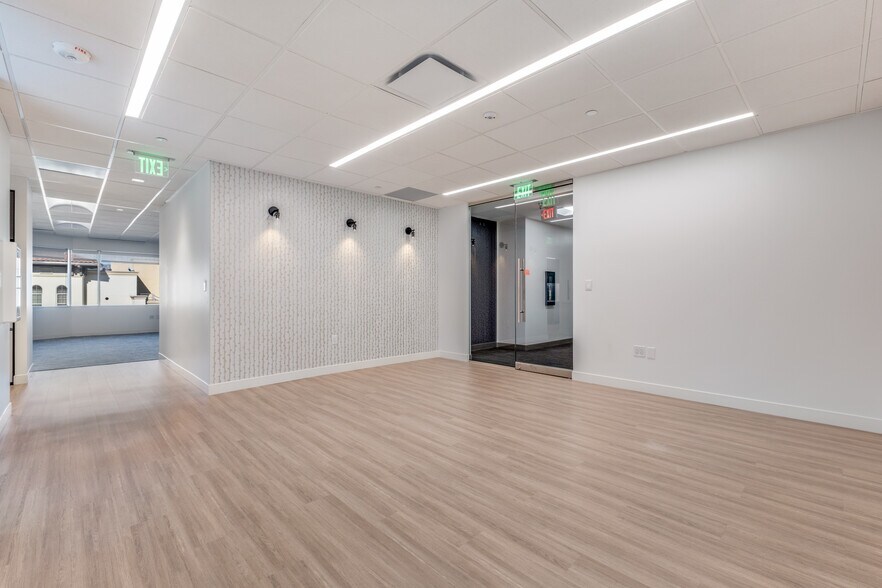 More Photos Of 2626 cole Ave, Dallas Office Residential For Lease