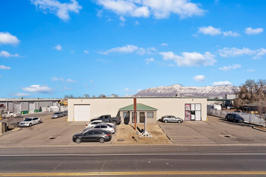 Primary Photo Of 1704 W 2550 S, Ogden Showroom For Lease