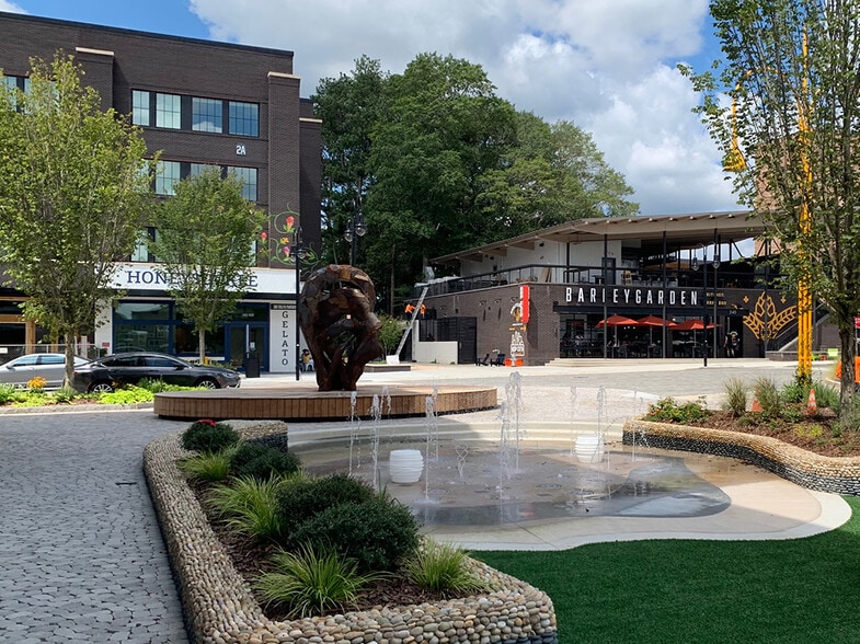 More Photos Of 421-441 Sandy Creek Rd, Fayetteville Restaurant For Lease