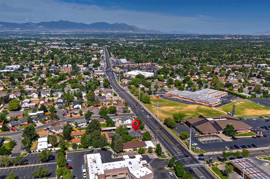 More Photos Of 2194 E Fort Union Blvd, Salt Lake City Freestanding For Sale