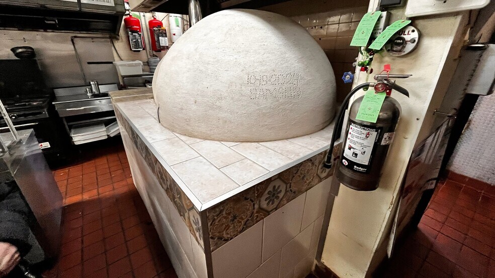 More Photos Of 641 Chester Pike, Prospect Park Restaurant For Sale