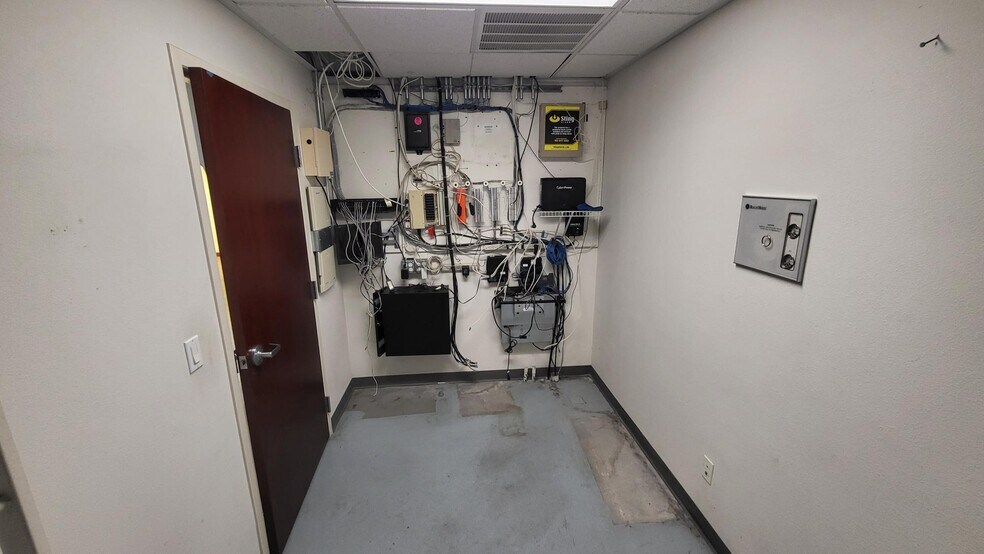 More Photos Of 1825 E Flamingo Rd, Las Vegas Office For Sale
