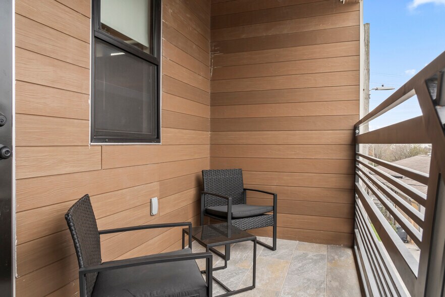 More Photos Of 1807 Logan Ave, Knoxville Multifamily For Sale