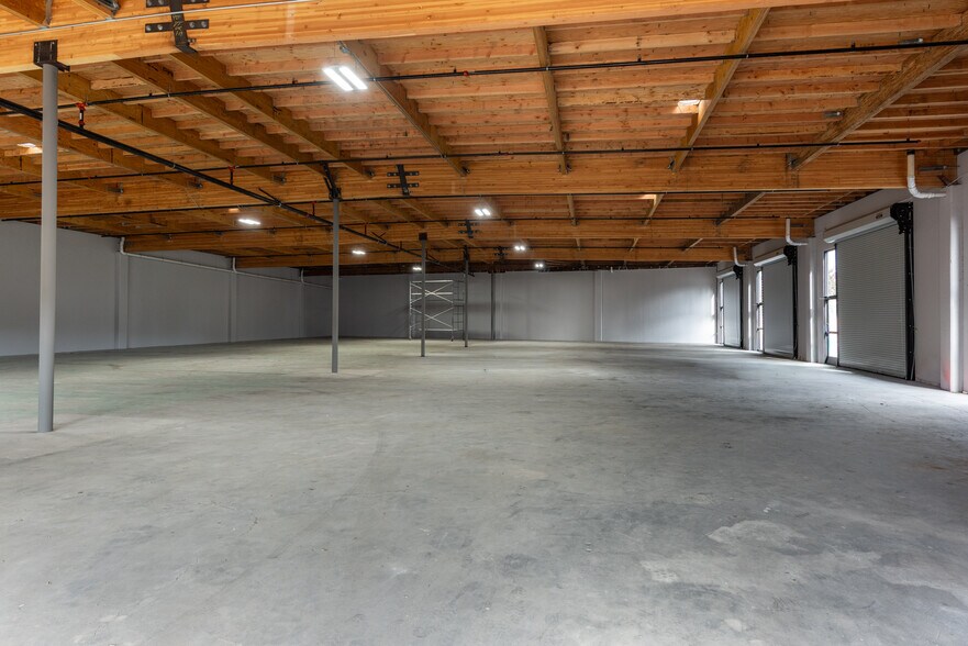 More Photos Of 106 Galli Dr, Novato Service For Sale