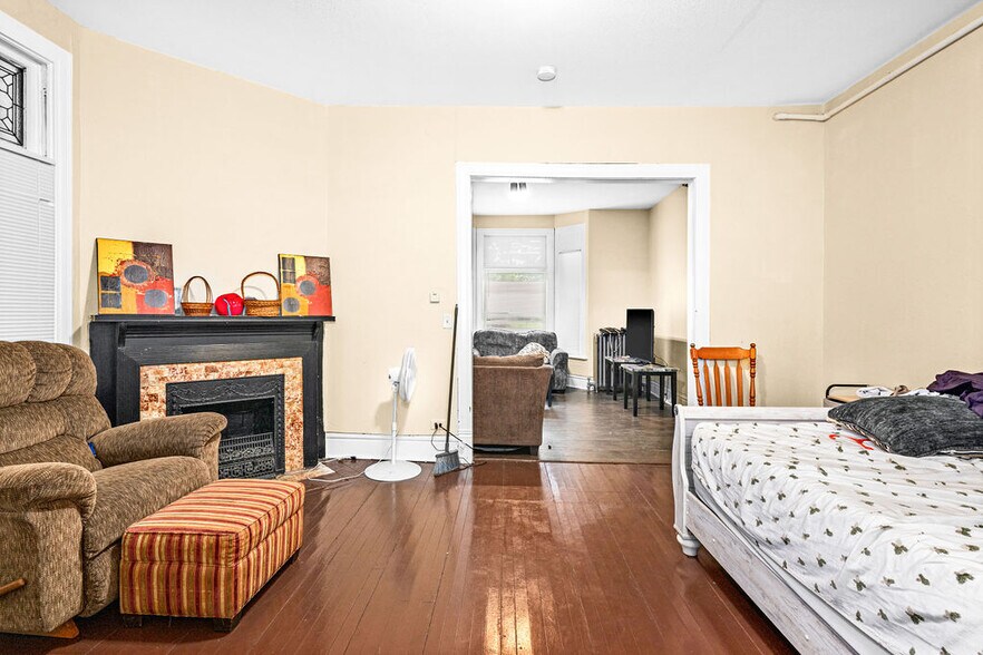 More Photos Of 1426-1428 E 1st St, Duluth Apartments For Sale