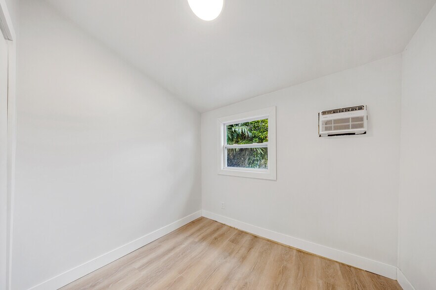 More Photos Of 1648 NW 33rd St, Miami Apartments For Sale