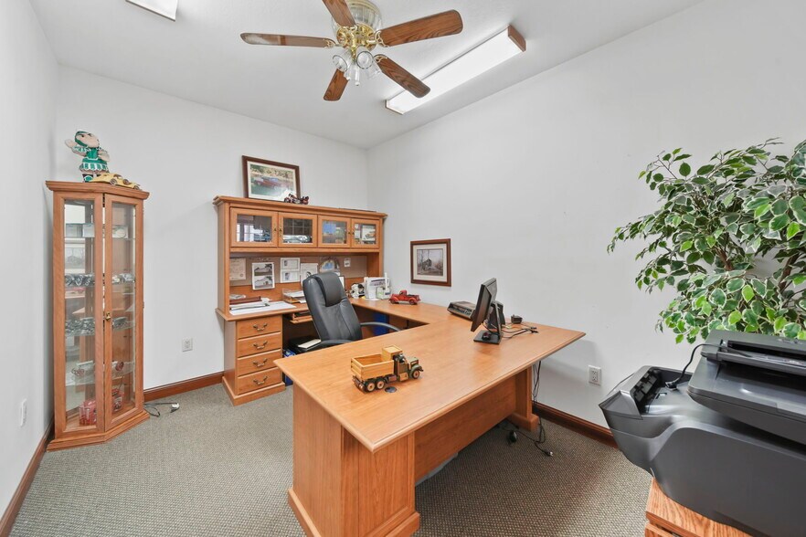 More Photos Of 104 Main St, Waldron Office Residential For Sale