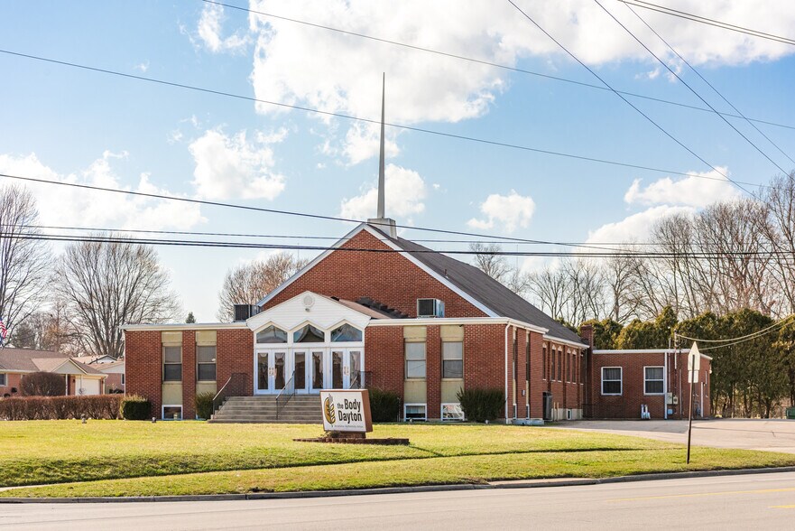 More Photos Of 4445 Wilmington Pike, Dayton Religious Facility For Sale