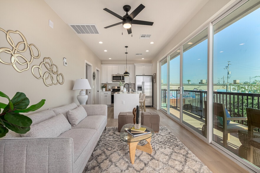 More Photos Of 1728 W Sherman St, Phoenix Apartments For Sale