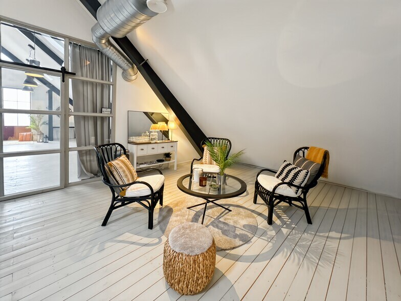 More Photos Of 309 Fellowship Rd, Mount Laurel Coworking Space