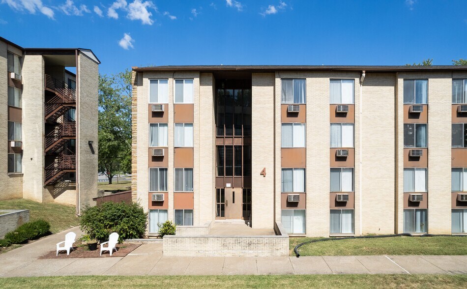 More Photos Of , Carbondale Multifamily For Sale