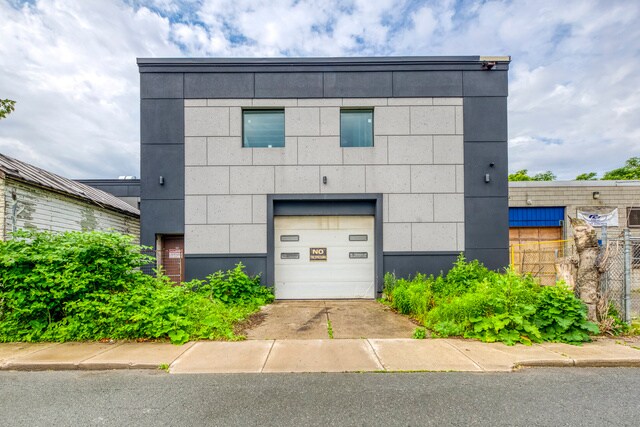 More Photos Of 401 Victoria Ave N, Hamilton Medical For Lease