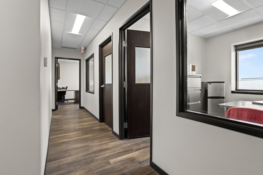 More Photos Of 3820 37 Ave S, Fargo Manufacturing For Sale