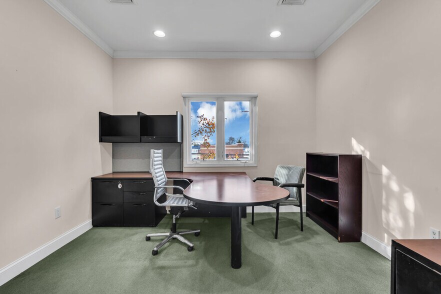 More Photos Of 1 Dag Hammarskjold Blvd, Howell Medical For Lease