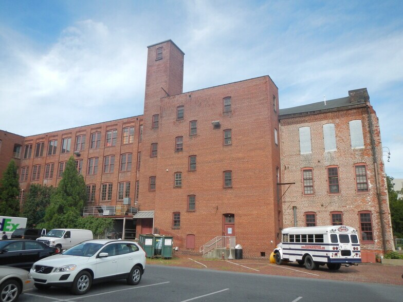 More Photos Of 535 Canal St, Reading Flex For Sale