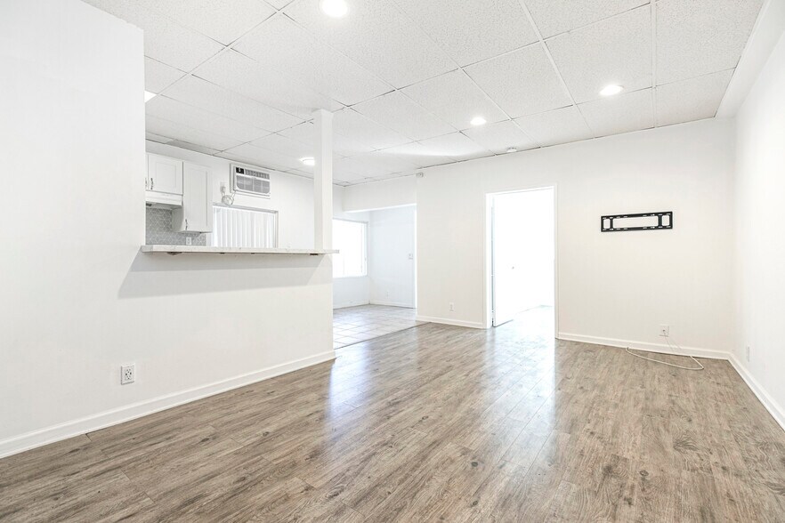 More Photos Of 1138 N Parish Pl, Burbank Apartments For Sale