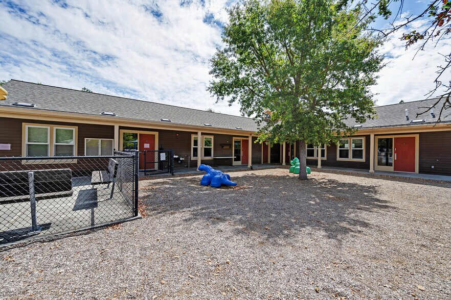 Primary Photo Of 4930 Newanga Ave, Santa Rosa Religious Facility For Lease