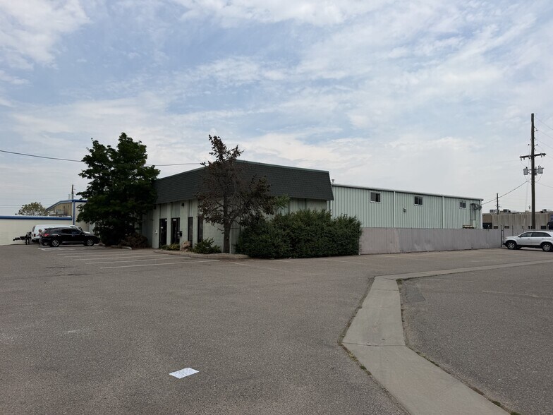Primary Photo Of 1942-1950 S Quebec St, Denver Warehouse For Lease