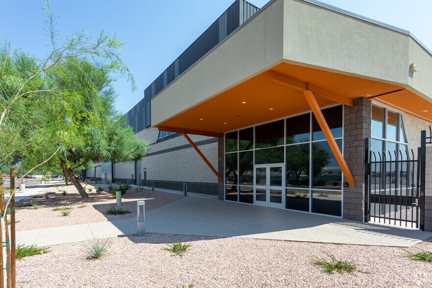 More Photos Of 6253 S Sossaman Rd, Mesa Airplane Hangar For Lease