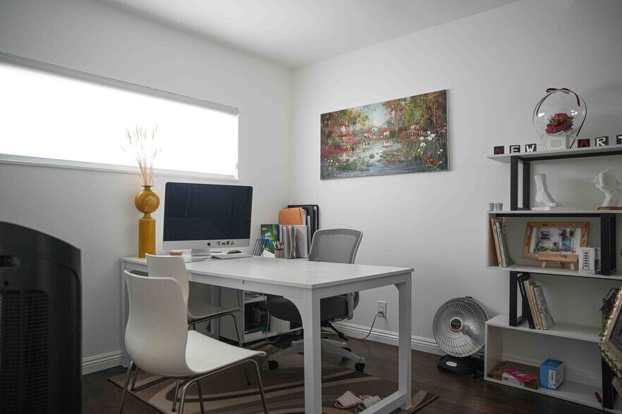 More Photos Of 649-655 W Commonwealth Ave, Fullerton Office For Sale