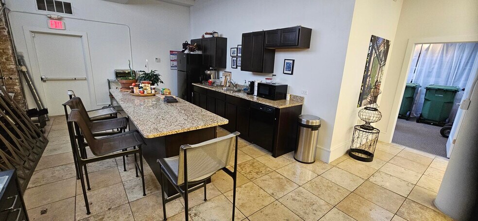 More Photos Of 1311 Sherman Pl, Evanston Apartments For Lease