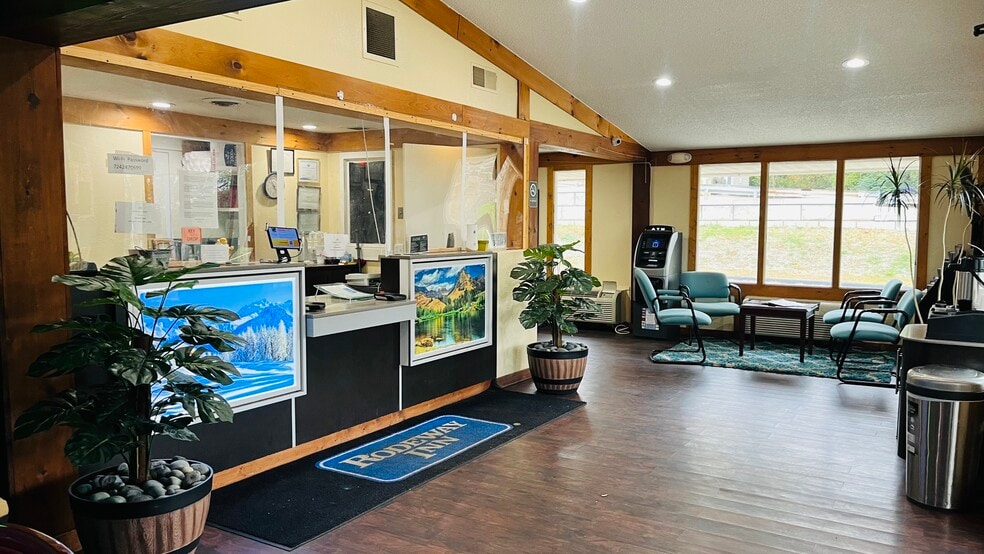 More Photos Of 282 North Ave, Washington Hotel For Sale