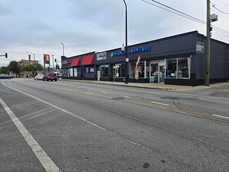More Photos Of 5159 W Diversey Ave, Chicago Storefront For Sale