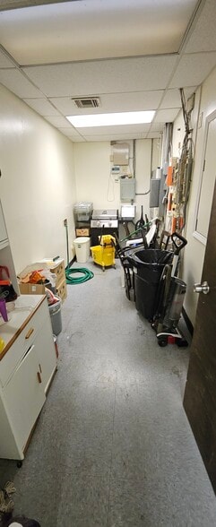 More Photos Of 4917 South Blvd, Charlotte Medical For Lease