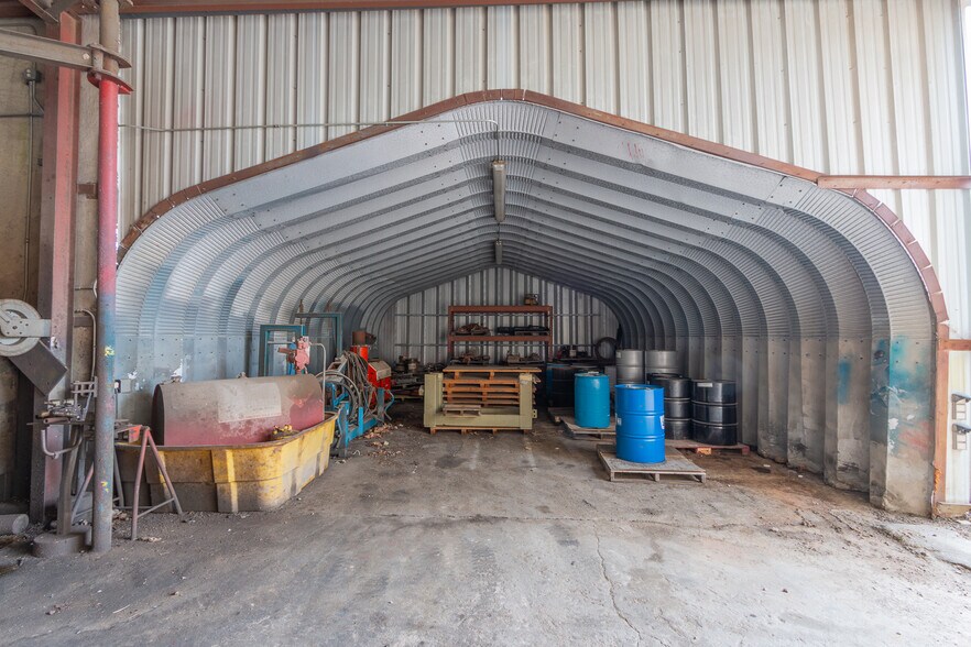 More Photos Of 650 Aldine Bender Rd, Houston Warehouse For Sale