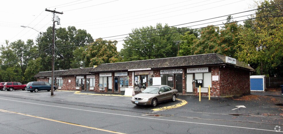 More Photos Of 167-187 Ferry Blvd, Stratford Freestanding For Lease