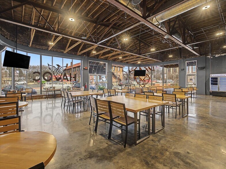 More Photos Of 39 West St, Pittsboro Restaurant For Lease