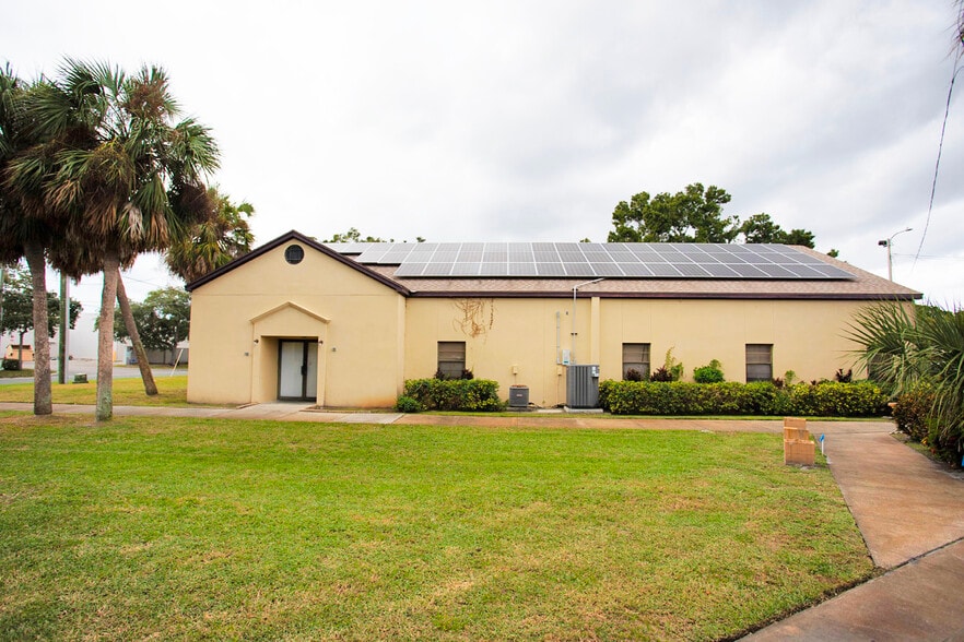 More Photos Of 5995 Dr Martin Luther King Jr St S, Saint Petersburg Religious Facility For Sale