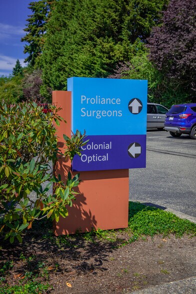 More Photos Of 12911 120th Ave NE, Kirkland Medical For Lease