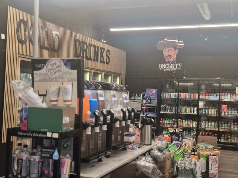 More Photos Of 5470 Camp Rd, Hamburg Convenience Store For Lease