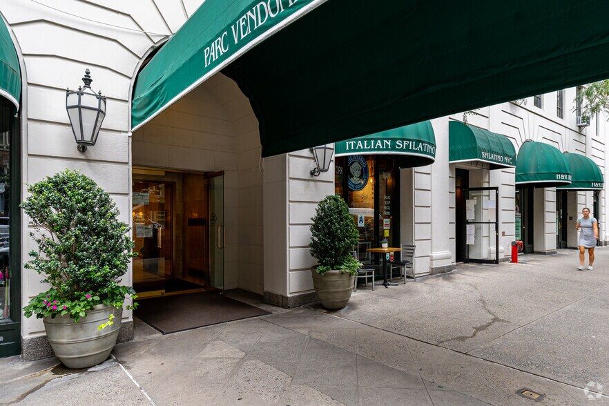 More Photos Of 332-350 W 57th St, New York Apartments For Sale