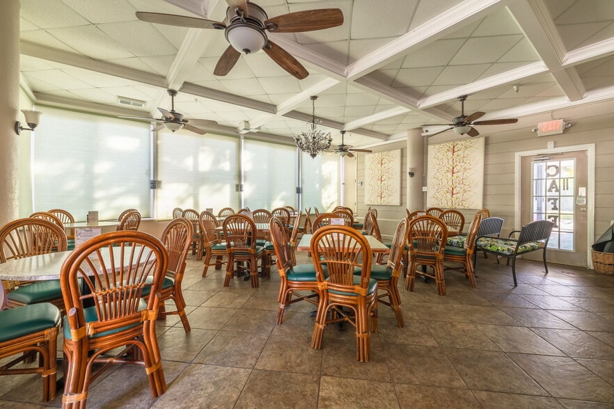 More Photos Of 1465 S Fort Harrison Ave, Clearwater Office For Lease